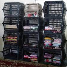 Salah satu kebutuhan rumah tangga yang wajib ada di rumah adalah lemari pakaian. Diy Lemari Pakaian Dari Keranjang Plastik Murah Yang Viral Lifestyle Liputan6 Com
