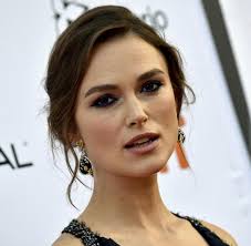 The curse of the black pearl. Keira Knightley Spricht Uber Ihre Geburt Und Kritisiert Kate Welt
