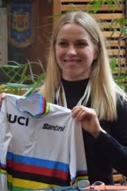 Lea sophie friedrich (right) and emma hinze. Die Beste Rad Sprinterin Der Welt Kommt Aus Cottbus Hermann Im Netz
