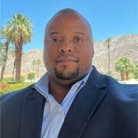 Quinton Houston's Instagram, Twitter & Facebook