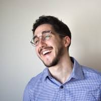 Alberto Loredo's Instagram, Twitter & Facebook