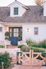 Top Phoenix Life And Style Blogger Love And Specs Unique House Design House Designs Exterior Exterior Design