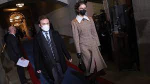 They have given her a nickname 'momala.' cole is now 24 years old whereas ella has turned 19 this year. Meet Kamala Harris Family Teen Vogue