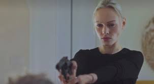 Plus belle la vie c'est votre série familiale quotidienne. Plus Belle La Vie En Avance Irina Prete A Commettre Un Meurtre Video Pblv Episode N 4032 Stars Actu