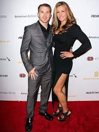 When he starts dating again, she becomes violently jealous, fails to seduce him, and turns to female boxing. Miesha Tate Dating Boyfriend Married Net Worth Bio Height Husband
