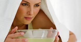 Il bagno di vapore per il viso svolge un'azione benefica sulla pelle, attivandone le naturali funzioni. Pulizia Del Viso Fai Da Te In 10 Mosse Greenme