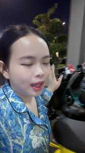 ណាគេហ្វេនចែយៀកខ្លះខមិនមក😊