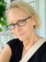 So I have a story to share because it's just way to heart warming not to  share. And with Trans Day Of Visibility coming up it's only fitting. The  other night a