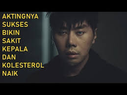 Menjadi seperti roy kiyoshi mungkin adalah impian segenap orang; Roy Kiyoshi The Untold Story Ketika Cerita Ngawur Ketemu Akting Ancur Cine Crib Vol 225 Youtube