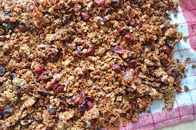Granola Selber Machen 4 Leckere Rezepte Fur Gesundes Knuspermusli Rezept Granola Selber Machen Knusper Musli Rezepte