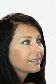 Retrato De Una Mujer Frente Al Marco De Rímel Azul De Lado PNG ,dibujos  Cejas, Párpados, Enmarcado PNG Imagen para Descarga Gratuita