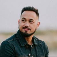 60+ "Ermitano" profiles