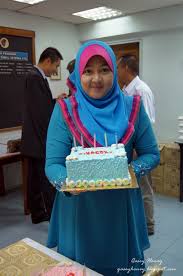 Kek pandan kukus mudah fiza s cooking. Tempahan Rainbow Cake Qasey Honey