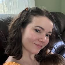 How to clean ceiling fan blades effectively?