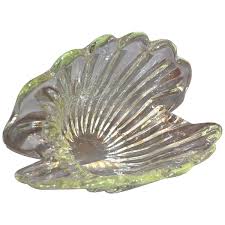 A wide variety of large clam shell options are available to you, such as plastic. Archimede Seguso Handblown Clear Murano Glass Clam Shell Centerpiece Italy For Sale At 1stdibs