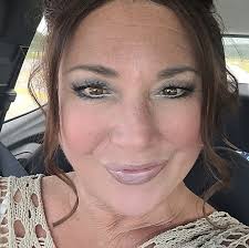 Has anyone had success painting bathroom vanities?