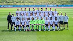 Dfb what are you doing to that poor man. Termine Spiele Termine Die Mannschaft Manner Nationalmannschaften Mannschaften Dfb Deutscher Fussball Bund E V