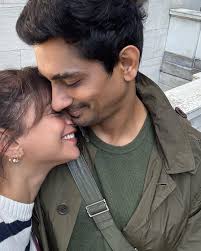 Aditi Rao Hydari celebrates one year of togetherness with Siddharth, shares  mushy pictures