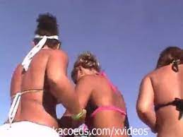 Spring break normal college girls experimenting. Spring Break Girls Nude Porn Perfect Girls 18