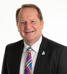 Miles Noble's Instagram, Twitter & Facebook