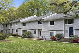 Maybe you would like to learn more about one of these? For Sale 4 Beals Cove Rd F Hingham Ma 02043 2 Beds 1 Full Bath 1 Half Bath 369000