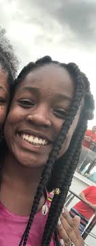 Anna Flora (@anna_annabanana)