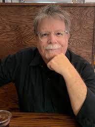 Robert Bender's Instagram, Twitter & Facebook