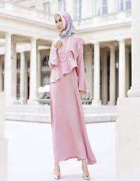 Contoh model baju pesta muslim dian pelangi modern terbaru ini merupakan busana dengan model terbaik serta desain modern yang cocok buat anda para wanita remaja atau dewasa yang akan menghadiri acara pesta. 37 Ide Model Baju Lebaran Dian Pelangi Casual Elegan Terbaru Lebaran Model Pelangi