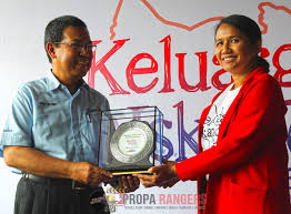 Keluarga cara cara menghormati ibu bapa; Keluarga Iskandar The Movie Bakal Menemui Peminat Tidak Lama Lagi Propa Rangers