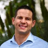 Kenneth Bash's Instagram, Twitter & Facebook