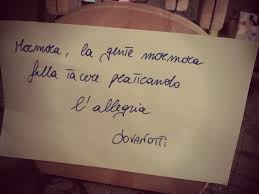 Mormora La Gente Mormora Falla Tacere Praticando L Allegria Jovanotti Citazioni Testi Di Canzoni Citazioni Di Canzoni Frasi Di Canzoni