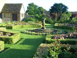 Gardens At Sulgrave Manor English Garden Design English Garden Beautiful Gardens