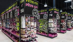 Pair lentille couleur sclera medusa lens vampire contact noir blanche halloween. Ma Petite Madelaine Fete Ci Fete Ca