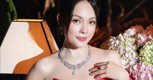 Nữ diễn viên Việt vỡ nợ 6 tỷ đồng, được đồng nghiệp giúp đỡ trả nợ và cuộc  sống hiện tại gây bất ngờ