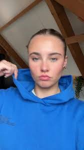 Alyssa Huls's Instagram, Twitter & Facebook