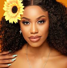 Since the Chioma wig is Trending How do I look with this hairstyle 😍 Leave  your comment