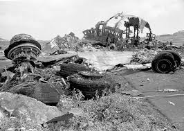 The tenerife airport disaster is now considered the deadliest plane accident on record after killing 583 people onboard. Constable How A Suburban Couple Survived World S Worst Plane Disaster
