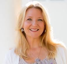 Donna Mottram's Instagram, Twitter & Facebook