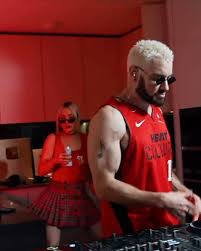 Week 2. Bringing vibes to the living rooms of the world is my favourite way  to spend a weekend ❤️ thanks for helping us break the record numbers.  Comment FIRE to sign up for next week