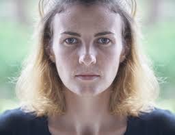 Aku Membuat Suamiku dan Kekasihnya Disabilitas di Hari yang Sama