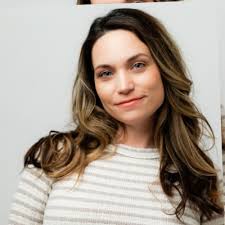 I'm happy to share that I've been promoted from Sr. Associate Product  Management to VP Product Management Sr. at JPMorgan Chase & Co.! I'm so  grateful for this opportunity and the talented