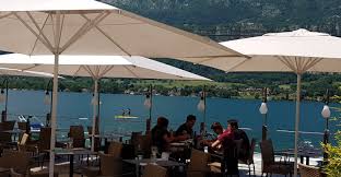La Cuillere A Omble Specialites De Poissons Lac D Annecy A Doussard