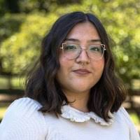 Tracey Salisbury's Instagram, Twitter & Facebook