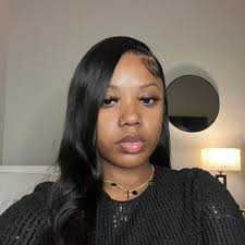 Every girl should experience a Perfume exchange party >>>> 10/10 highly  recommend 💕