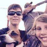 Tina Hantz's Instagram, Twitter & Facebook