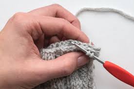 1st and 3rd rows (ws): Cables And Lace Headband Knitting Pattern Mirella Moments