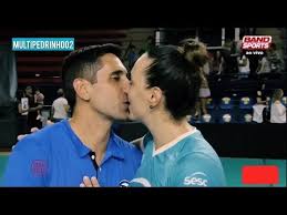 Check spelling or type a new query. Roda De Volei Casal Fora Das Quadras Vivian E Paulo De Tarso Youtube