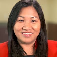 Nicole Rizer's Instagram, Twitter & Facebook