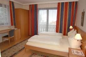 Wir hatten ein grosses zimmer mit rasenplatz,ideal für unseren kleinen hund. Ferienwohnung Dienstler Appartment In Matrei Osttirol Virgental At
