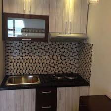Dalam pengerjaannya kitchen set dapur minimalis mempunyai bentuk dan ukuran yang berbeda beda sesuai pesanan. Kitchen Set Minimalis Kayu Blocktik Ukuran 1 5meterx2 Lemari Dapur Anifitriastore Shopee Indonesia